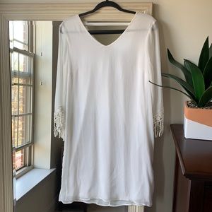 NWT CHARMING CHARLIE white swim coverup dress with crochet fringe sleeves (L) ✨